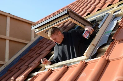 Pose de fenêtres de toit Velux à Saulchoy